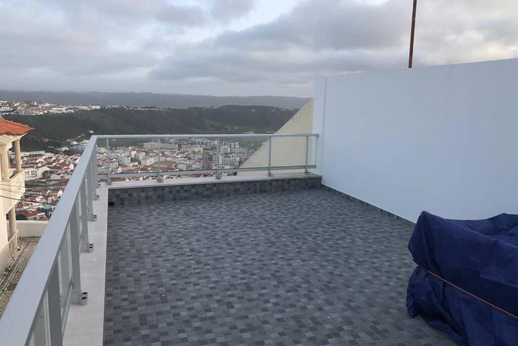 נאזרה Canelle Apartamento Com Terraco מראה חיצוני תמונה